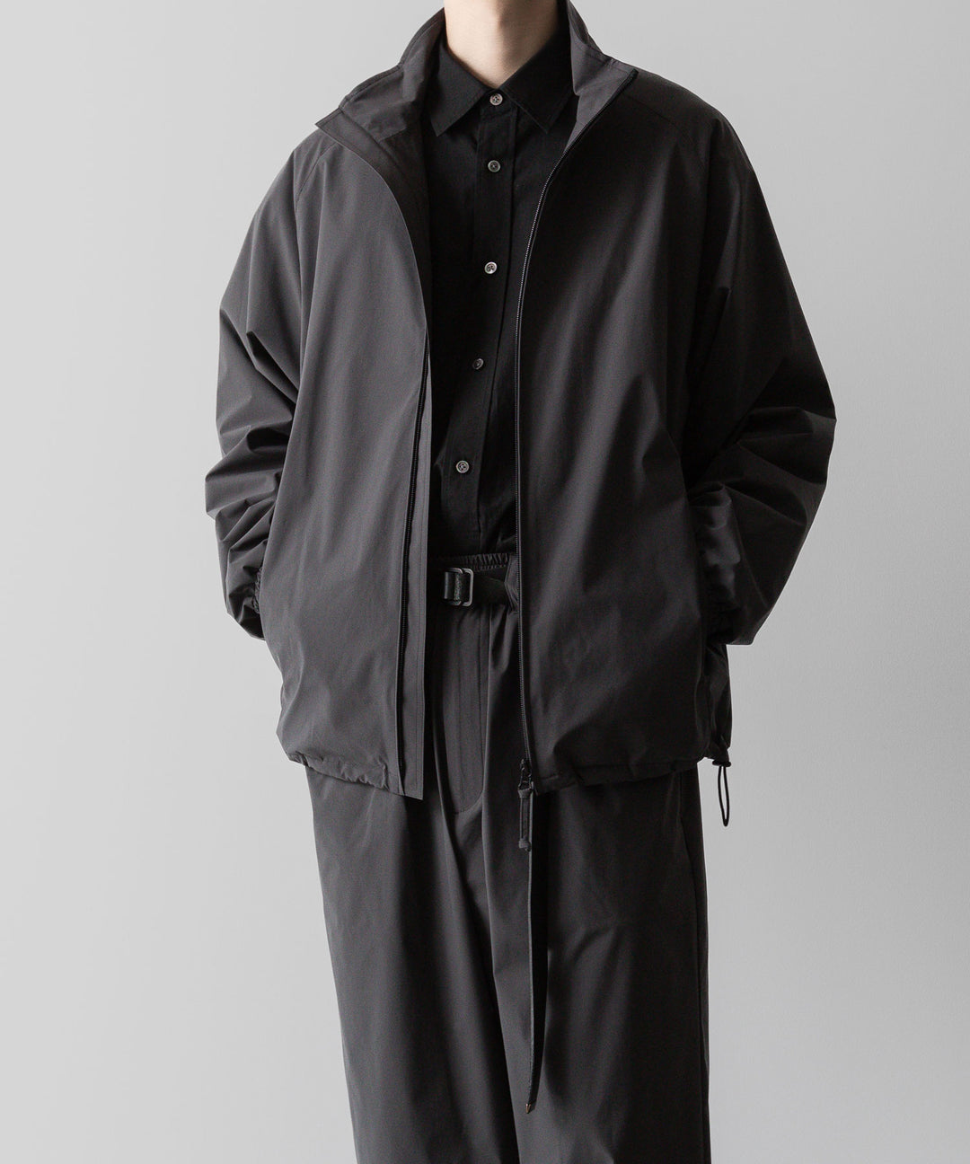ssstein(シュタイン)の24AWコレクション WINDBREAKER STAND COLLAR JACKET - CHARCOAL 公式通販サイトsession福岡セレクトショップ