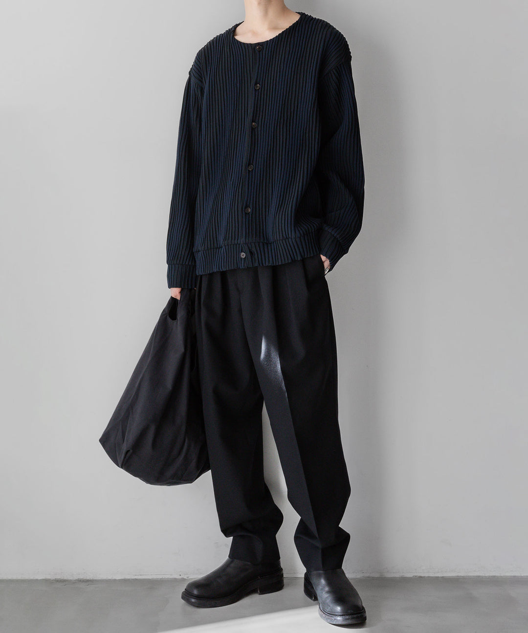 stein(シュタイン)の23AWコレクションOBLIQUE PATTERNED KNIT CARDIGANのDARK NAVY 公式通販サイト session福岡セレクトショップ