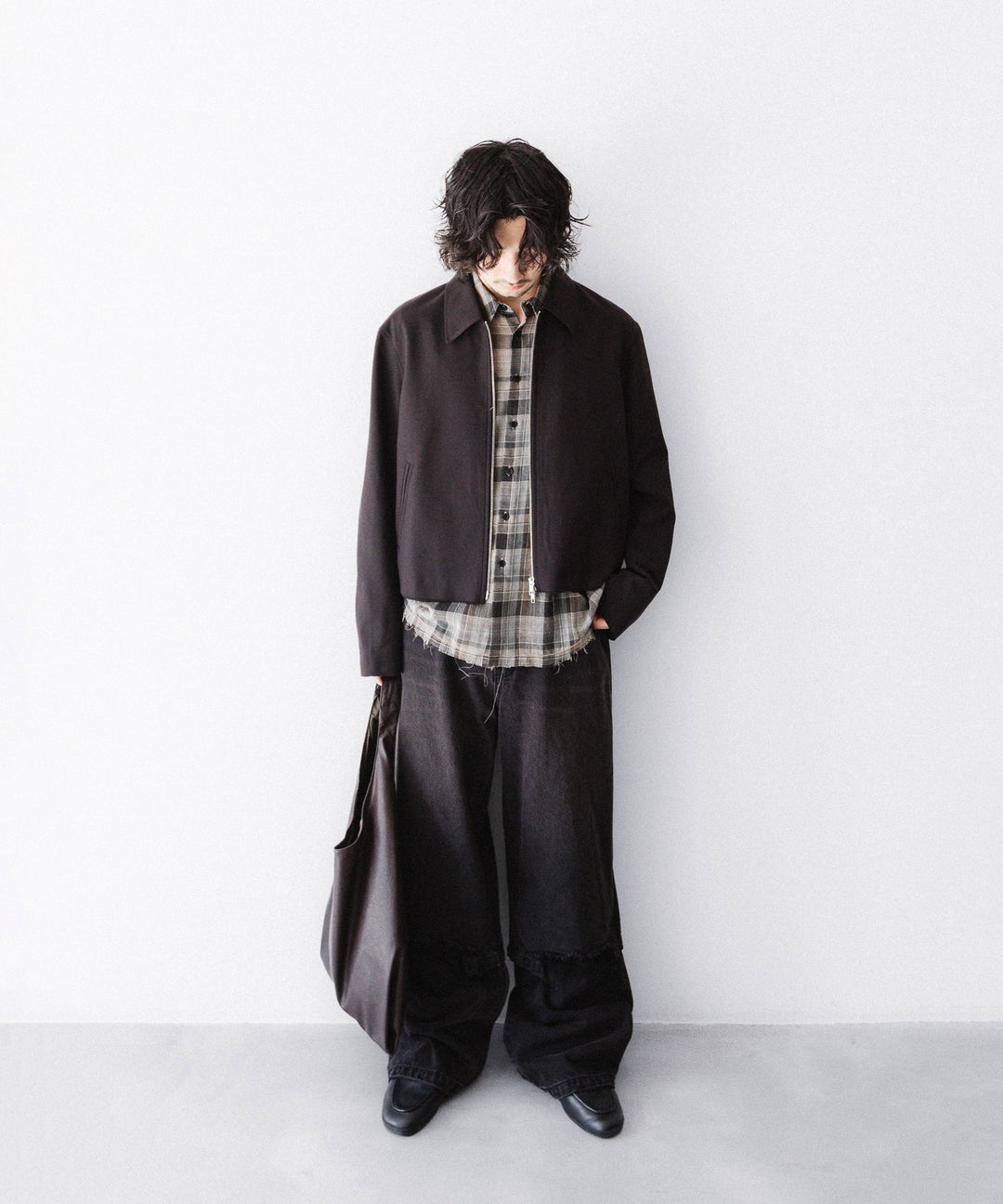 【CODA】BLACK WASHED LAYERED HYBRID BREAK CUT JEANS - BLACK WASHED