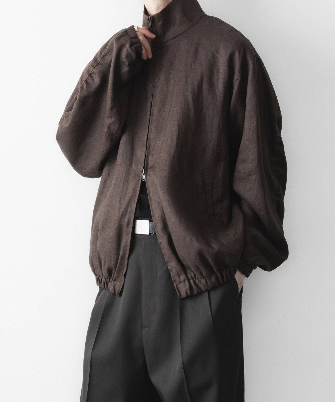 ssstein(シュタイン)の LIGHT LINEN SHIRRED LIGHT ZIP JACKET - BROWNの公式通販サイトsession福岡セレクトショップ