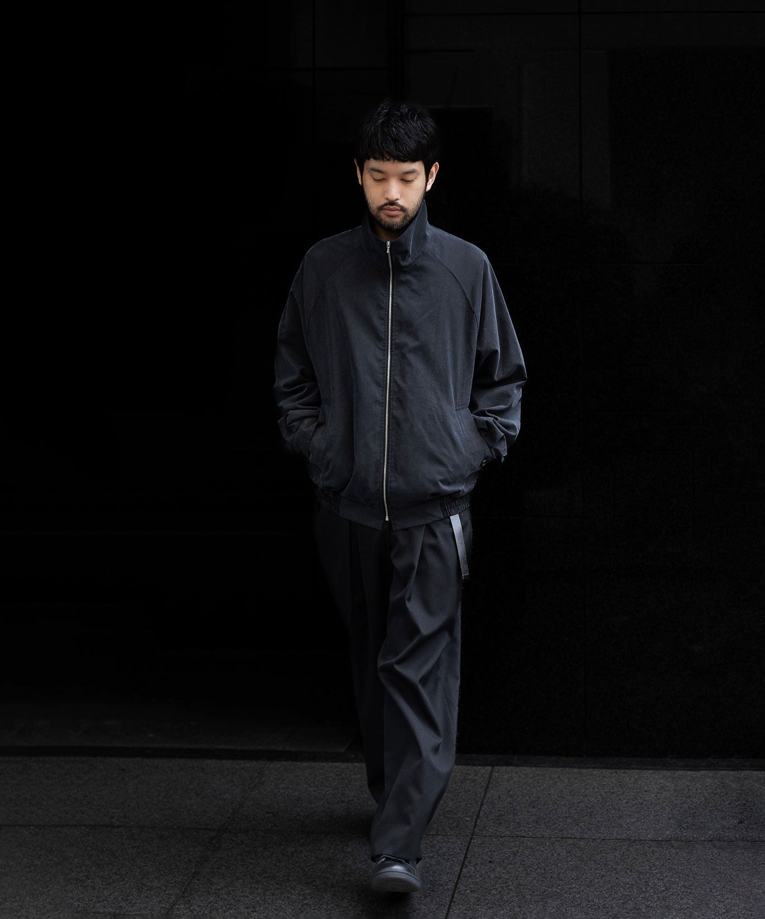 ssstein(シュタイン)の24AWコレクション EASY WIDE TROUSERS (2/72 WOOL GABARDINE) - BLACK 公式通販サイトsession福岡セレクトショップ