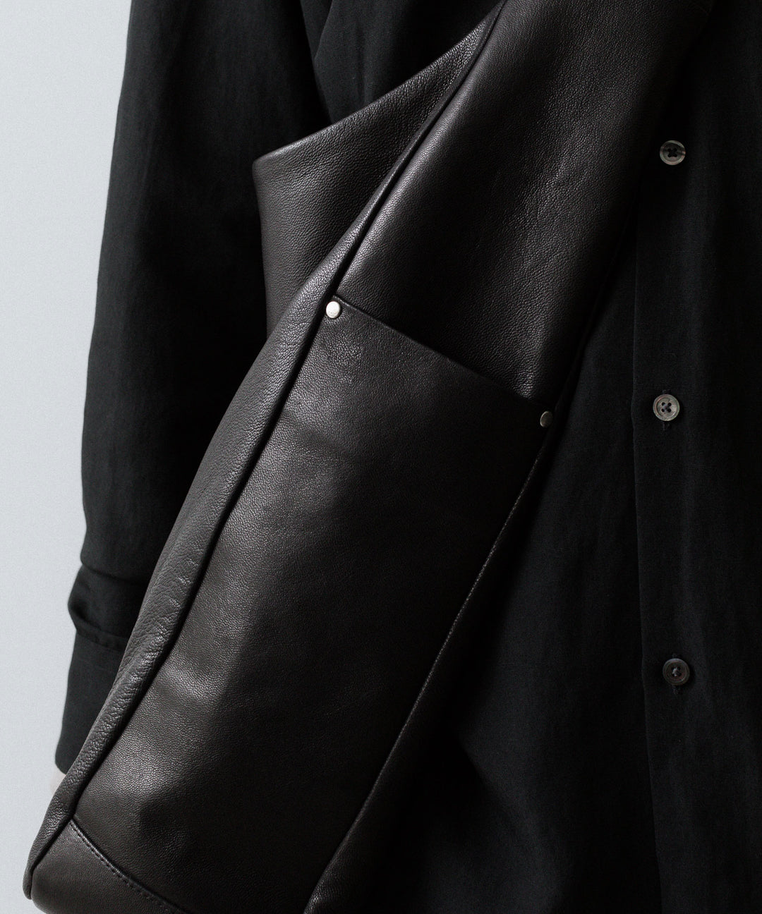 ssstein(シュタイン)のGOAT LEATHER SHOULDER BAG - BLACKの公式通販サイトsession福岡セレクトショップ