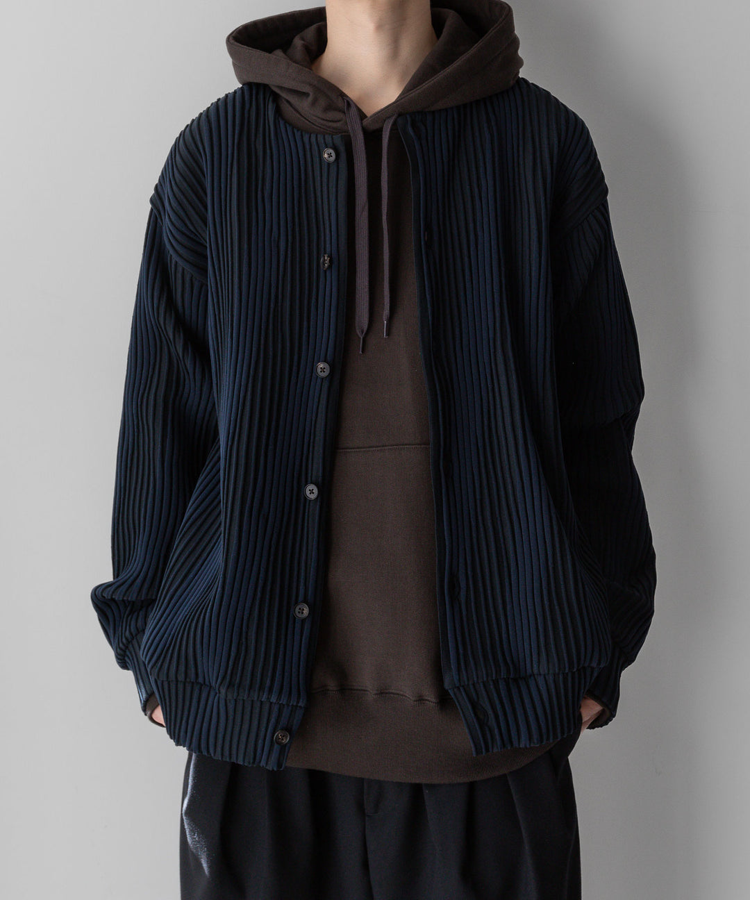 stein(シュタイン)の23AWコレクションOBLIQUE PATTERNED KNIT CARDIGANのDARK NAVY 公式通販サイト session福岡セレクトショップ