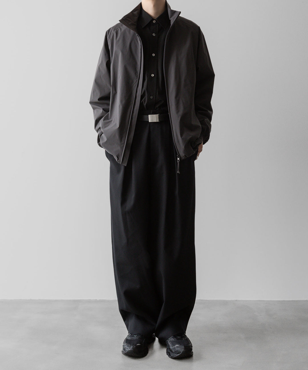 ssstein(シュタイン)の24AWコレクション WINDBREAKER STAND COLLAR JACKET - CHARCOAL 公式通販サイトsession福岡セレクトショップ