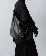 画像をギャラリービューアに読み込む, ssstein(シュタイン)のGOAT LEATHER SHIRRING HANDLE SHOULDER BAG - BLACKの公式通販サイトsession福岡セレクトショップ
