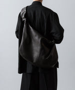 画像をギャラリービューアに読み込む, ssstein(シュタイン)のGOAT LEATHER SHIRRING HANDLE SHOULDER BAG - BLACKの公式通販サイトsession福岡セレクトショップ
