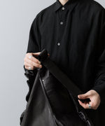 画像をギャラリービューアに読み込む, ssstein(シュタイン)のGOAT LEATHER SHIRRING HANDLE SHOULDER BAG - BLACKの公式通販サイトsession福岡セレクトショップ
