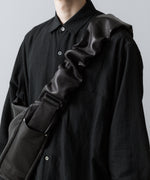 画像をギャラリービューアに読み込む, ssstein(シュタイン)のGOAT LEATHER SHIRRING HANDLE SHOULDER BAG - BLACKの公式通販サイトsession福岡セレクトショップ
