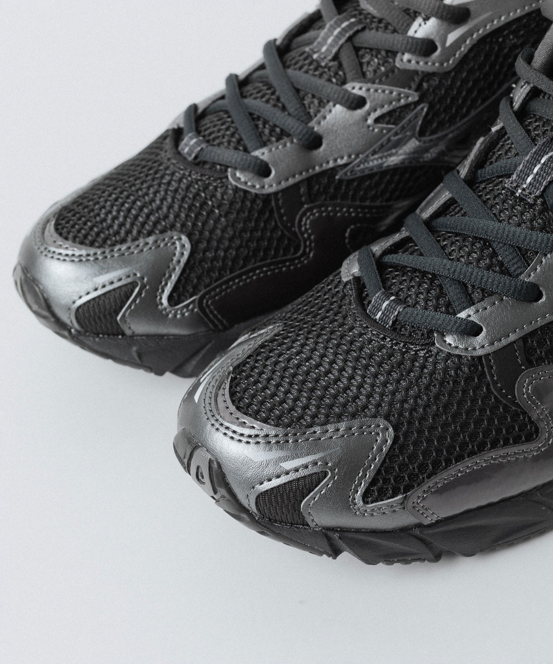 MIZUNO ミズノWAVE RIDER 10のBLACK×BLACK×METALLIC GREY 公式通販サイトsession福岡セレクトショップ