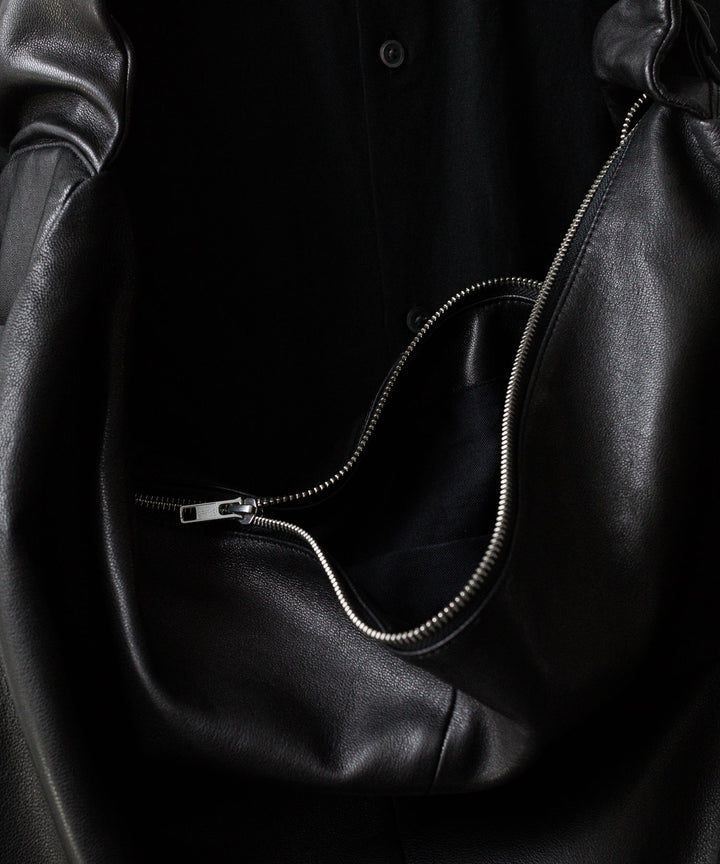 ssstein(シュタイン)のGOAT LEATHER SHIRRING HANDLE SHOULDER BAG - BLACKの公式通販サイトsession福岡セレクトショップ