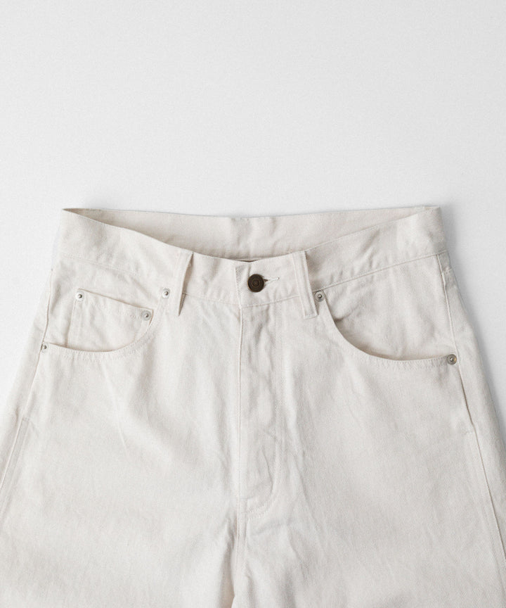 【ANTHEM A】TWIST LINE STRAIGHT JEANS - ECRU