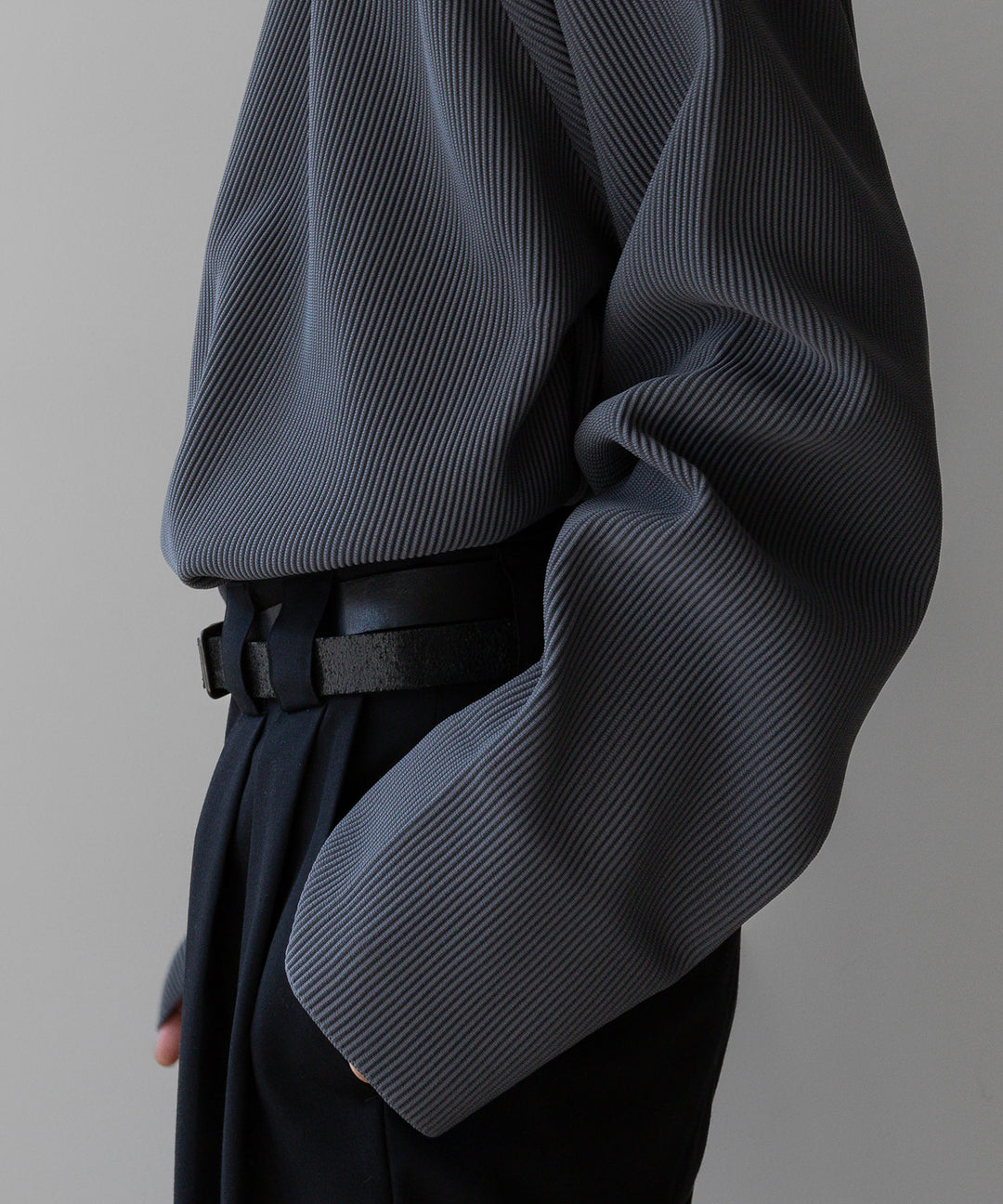 【stein】OVERSIZED GRADATION PLEATS LS - N.GREY シュタイン 23ss sessionセッション福岡セレクトショップ 公式通販サイト