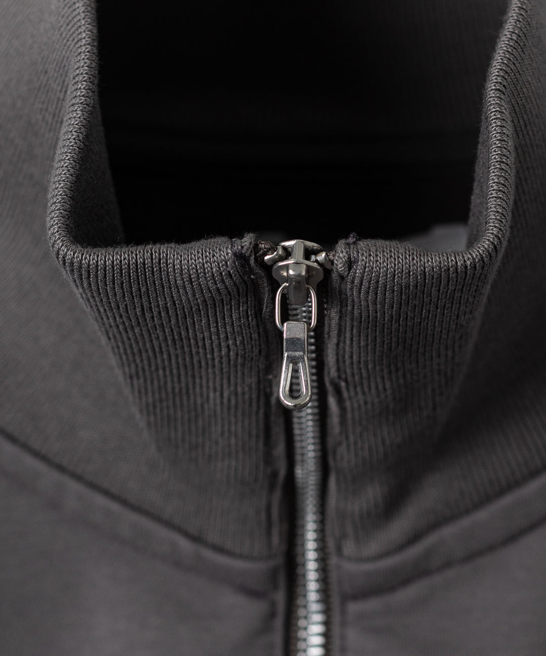 KANEMASA PHIL. カネマサフィルの36G SUPER FINE GAUGE HALF ZIP PULLOVER - CHARCOALの公式通販サイトsession福岡セレクトショップ
