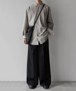 画像をギャラリービューアに読み込む, 【stein】ssstein シュタインのOVERSIZED BACK BUTTONED SHIRT - GREIGE公式通販サイトsession福岡セレクトショップ
