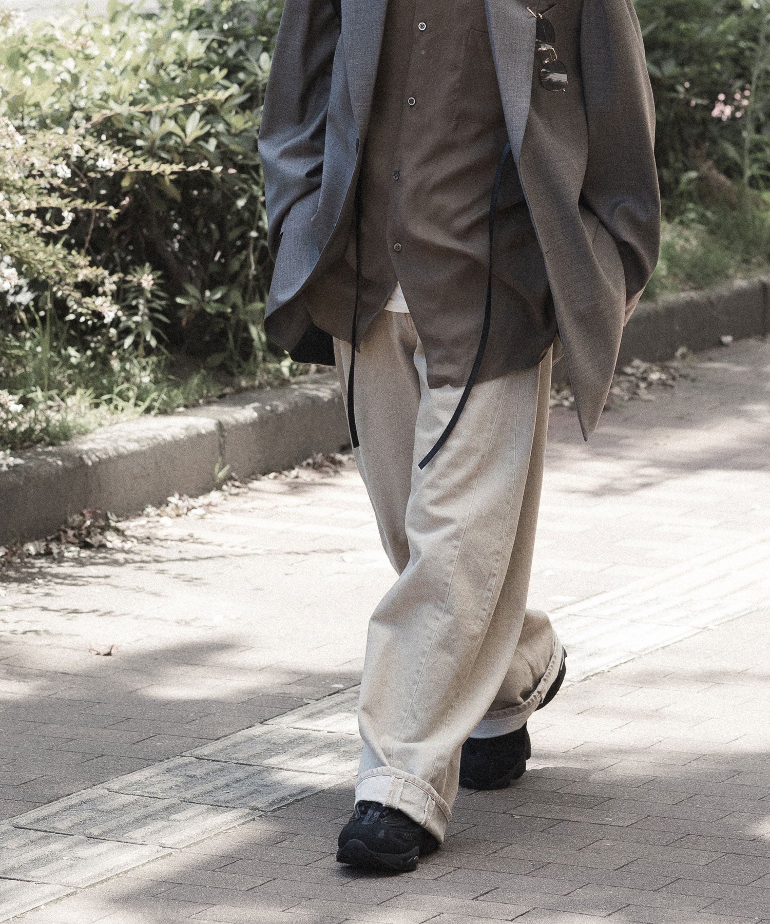 ssstein / シュタイン】DEFORMATION WIDE COLOR DENIM PANTS - BEIGE
