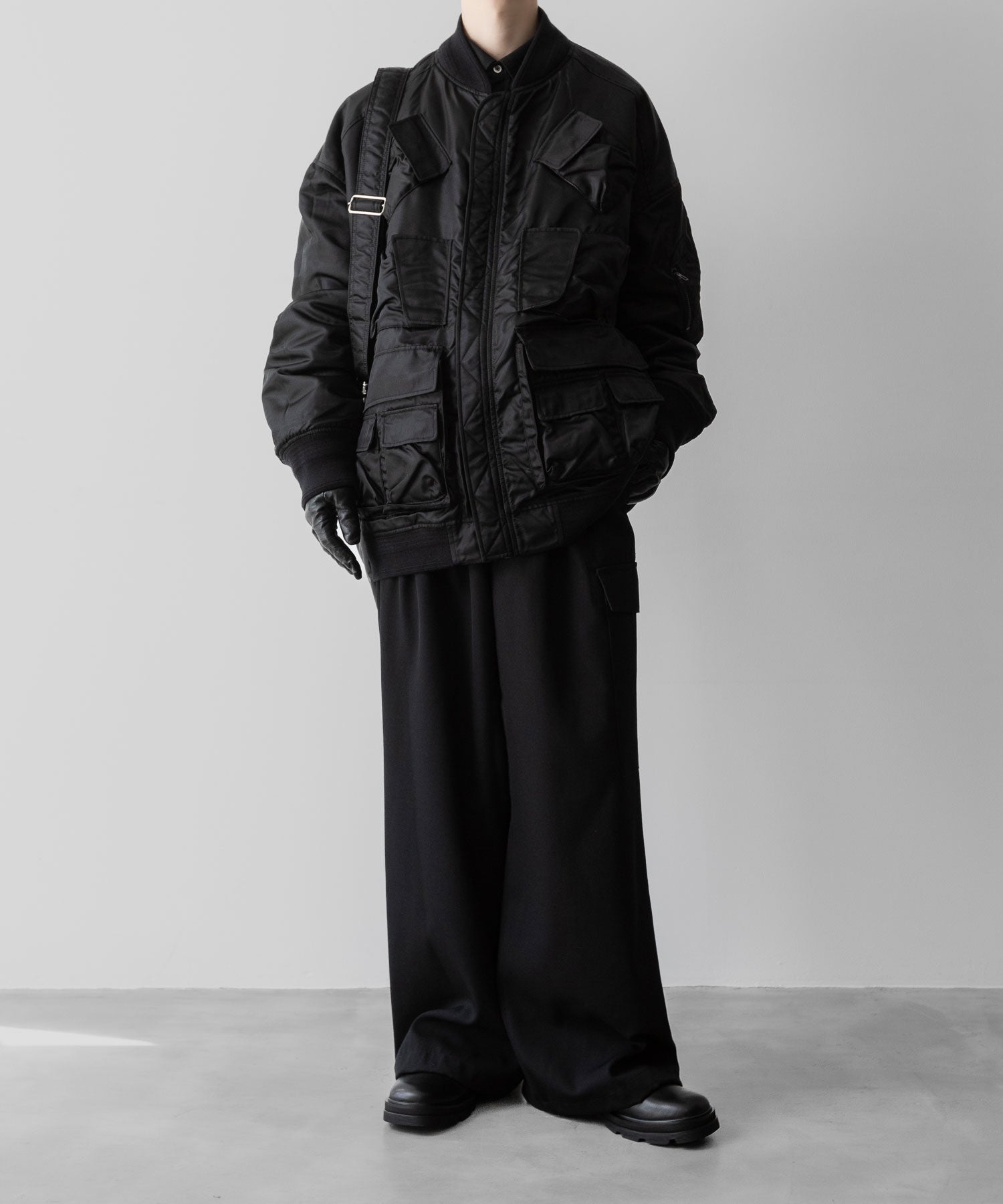 SUBLATIONS サブレーションズのHEAVY WOOL GABARDINE GURKHA CARGO PANTS - BLACKの公式通販サイトsession福岡セレクトショップ