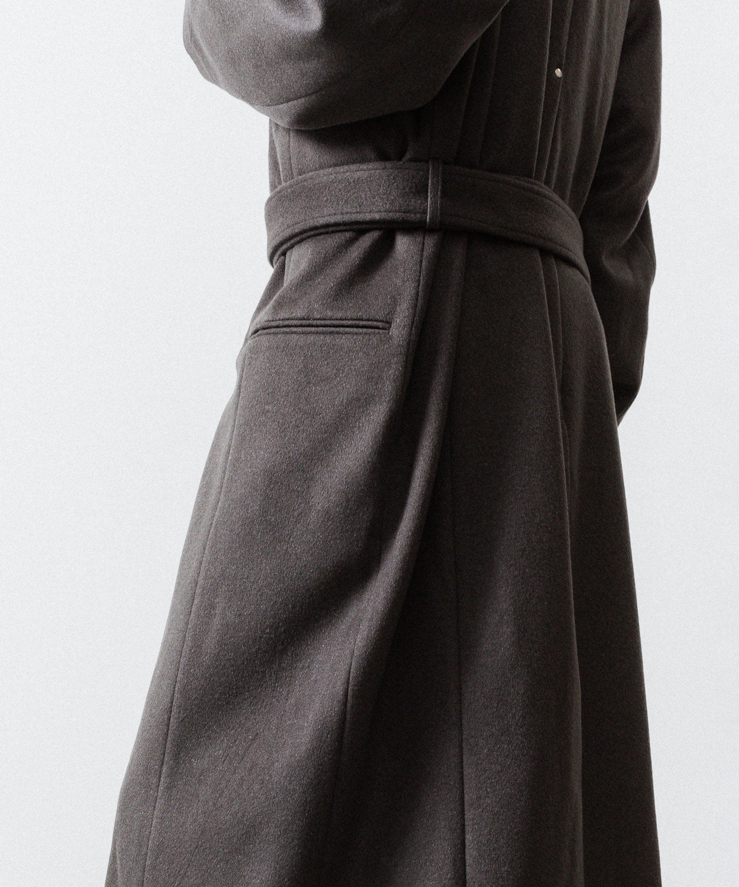 ssstein(シュタイン)のOVERSIZED MAXI-LENGTH PEAK LAPEL COAT - GREY KHAKIの公式通販サイトsession福岡セレクトショップ