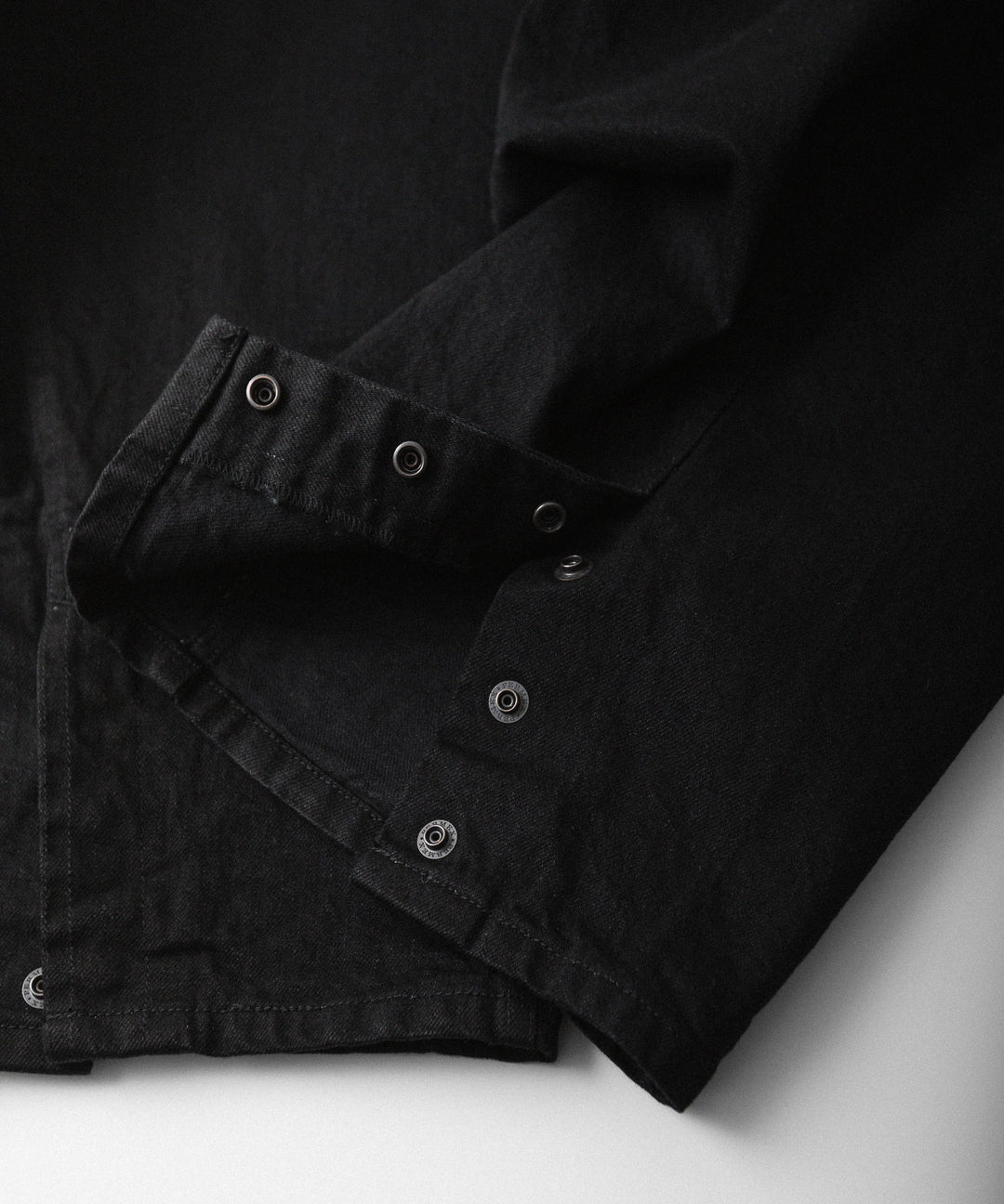ANTHEM A-アンセムエーのTWIST LINE STRAIGHT JEANSのBLACK公式通販サイトsession福岡セレクトショップ