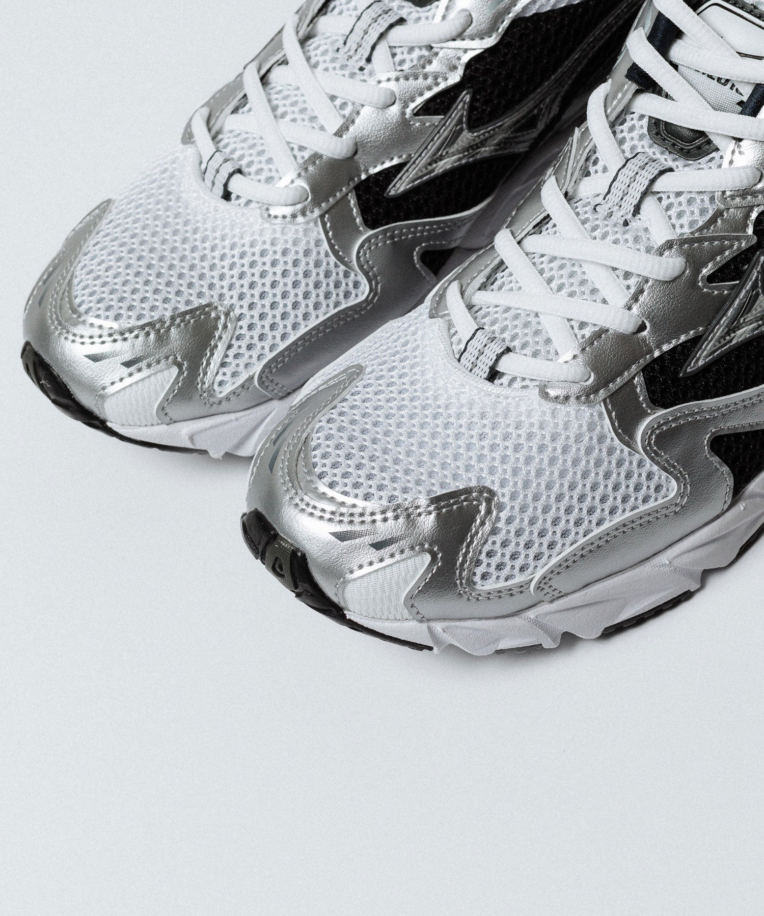 MIZUNO-ミズノのWAVE RIDER 10のWHITE×SILVER×BLACK公式通販サイトsession福岡セレクトショップ