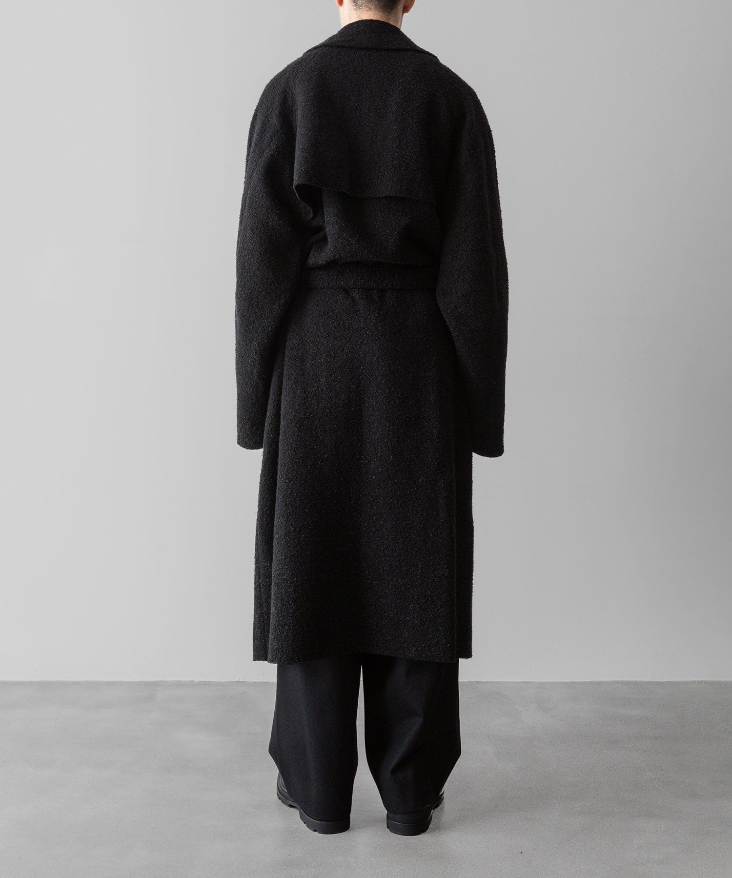 【Fujimoto】REVERSIBLE LESS SEWING COAT - BLACK