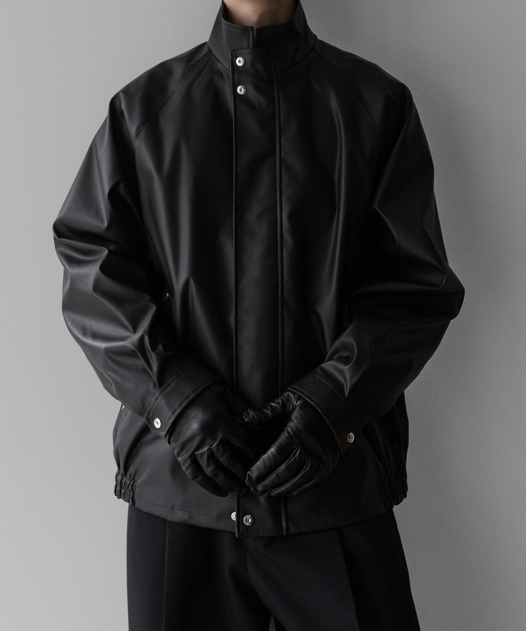 stein(シュタイン)の24SSコレクションSTAND COLLAR ZIP BLOUSONのBLACK(COATING)