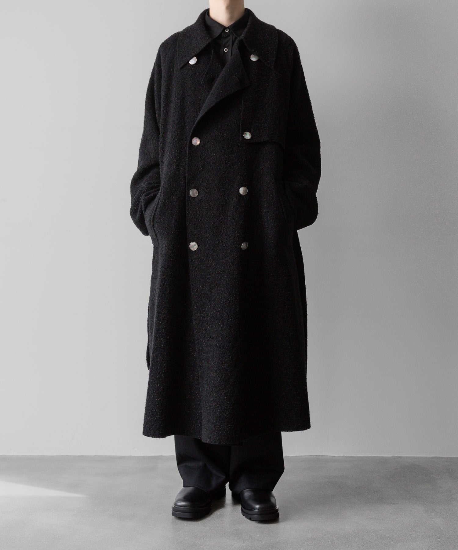 【Fujimoto】REVERSIBLE LESS SEWING COAT - BLACK