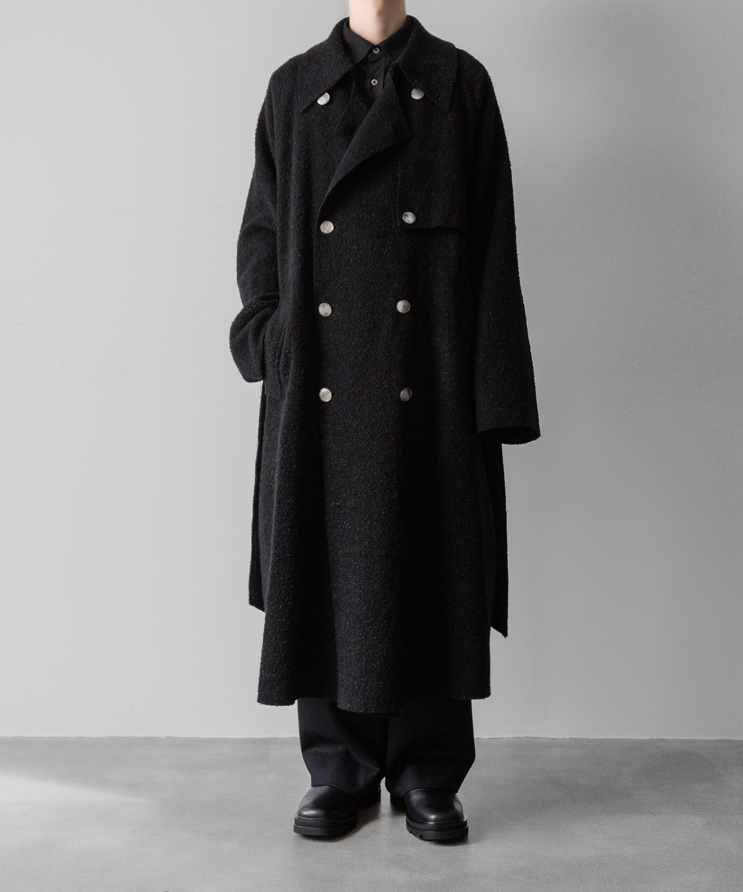 【Fujimoto】REVERSIBLE LESS SEWING COAT - BLACK