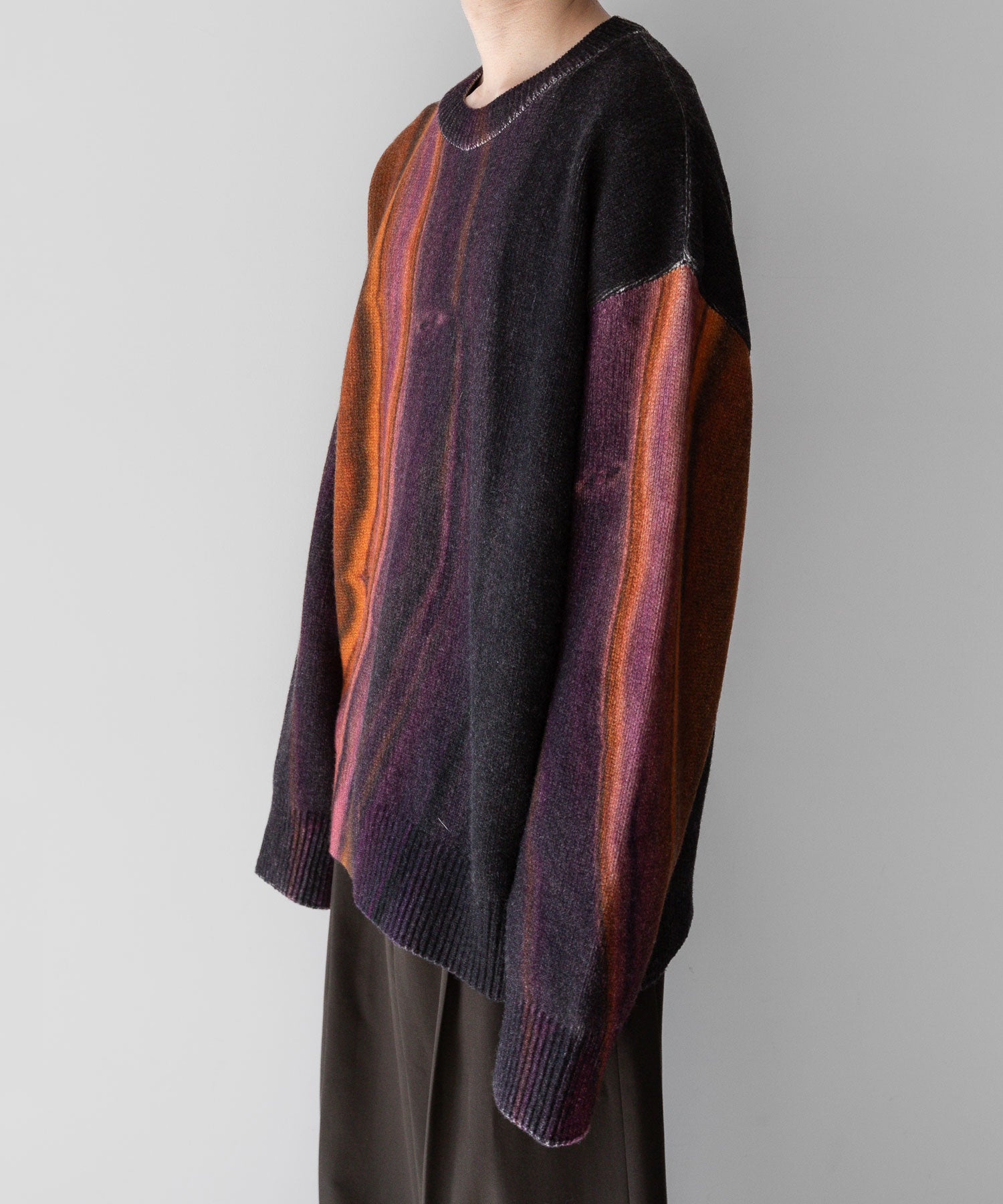 stein(シュタイン)の23AWコレクションEXTRA FINE LAMBS PRINTED KNIT LSのORANGE