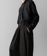 画像をギャラリービューアに読み込む, ssstein(シュタイン)の24AWコレクション OVERTUCKED EXTRA WIDE TROUSERS - DARK CHARCOAL 公式通販サイトsession福岡セレクトショップ
