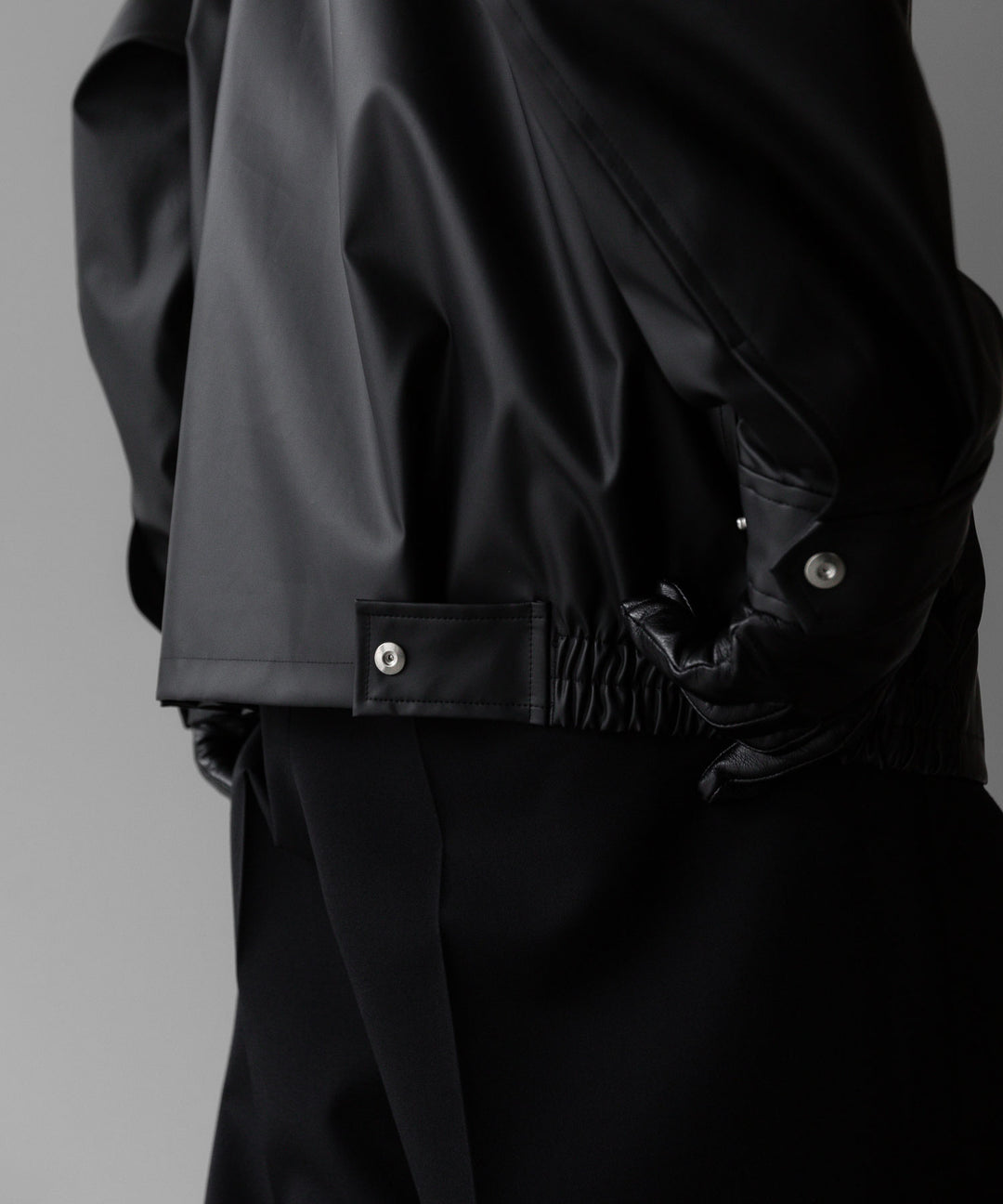 stein(シュタイン)の24SSコレクションSTAND COLLAR ZIP BLOUSONのBLACK(COATING)