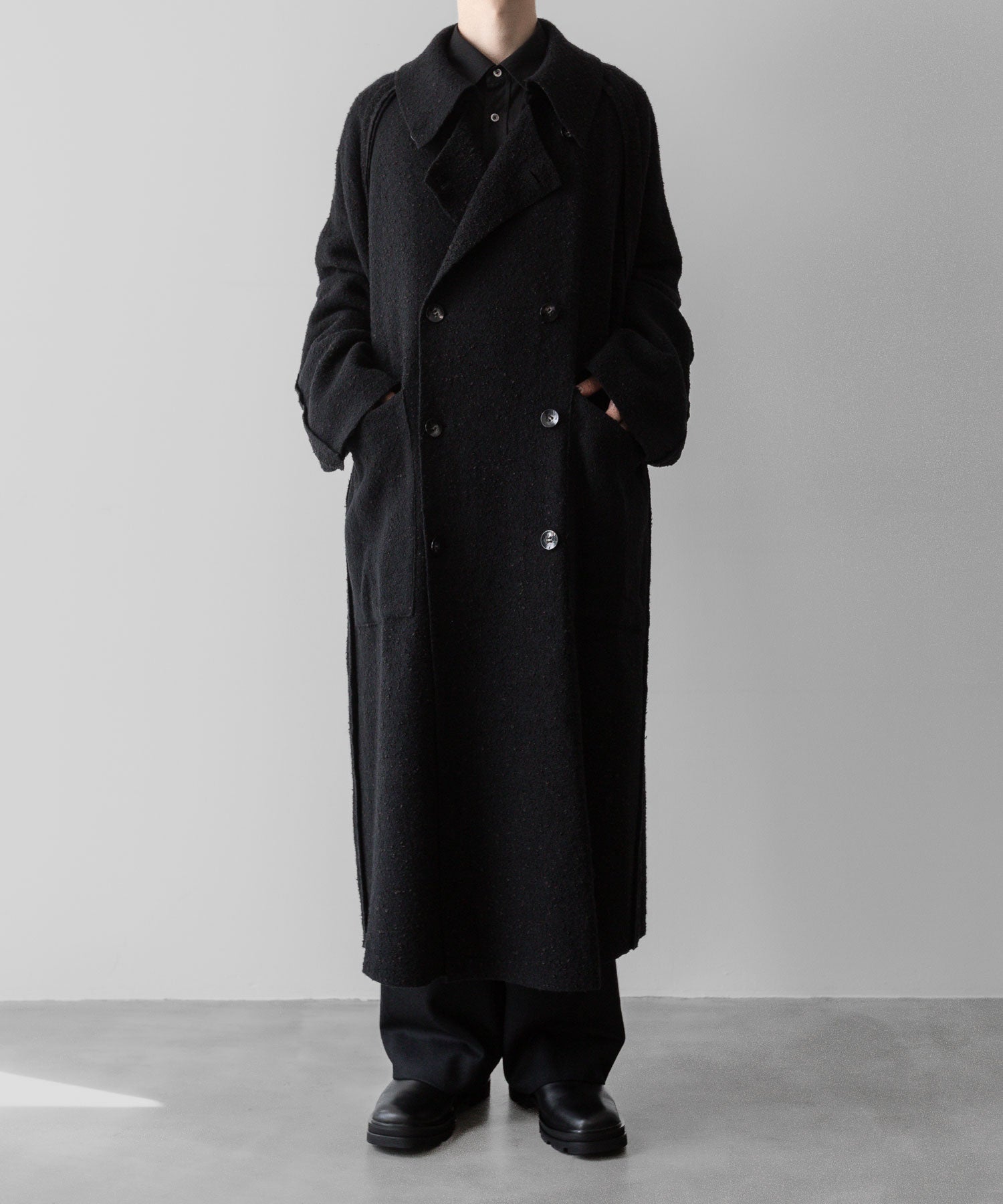 【Fujimoto】REVERSIBLE LESS SEWING COAT - BLACK