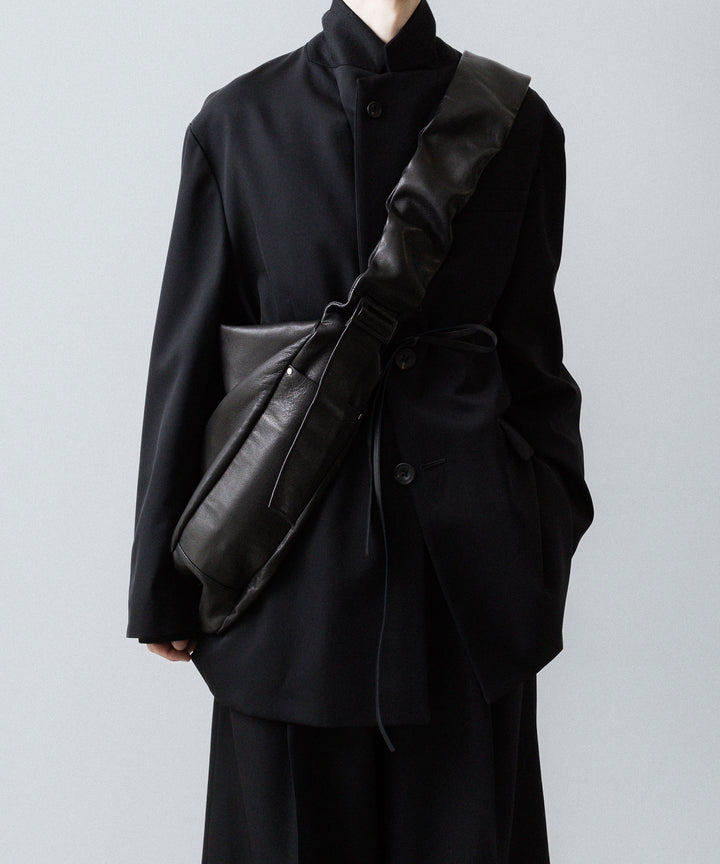 ssstein(シュタイン)のGOAT LEATHER SHIRRING HANDLE SHOULDER BAG - BLACKの公式通販サイトsession福岡セレクトショップ