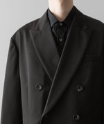 画像をギャラリービューアに読み込む, ssstein(シュタイン)の24AWコレクション OVERSIZED DOUBLE BREASTED JACKET - DARK CHARCOAL 公式通販サイトsession福岡セレクトショップ
