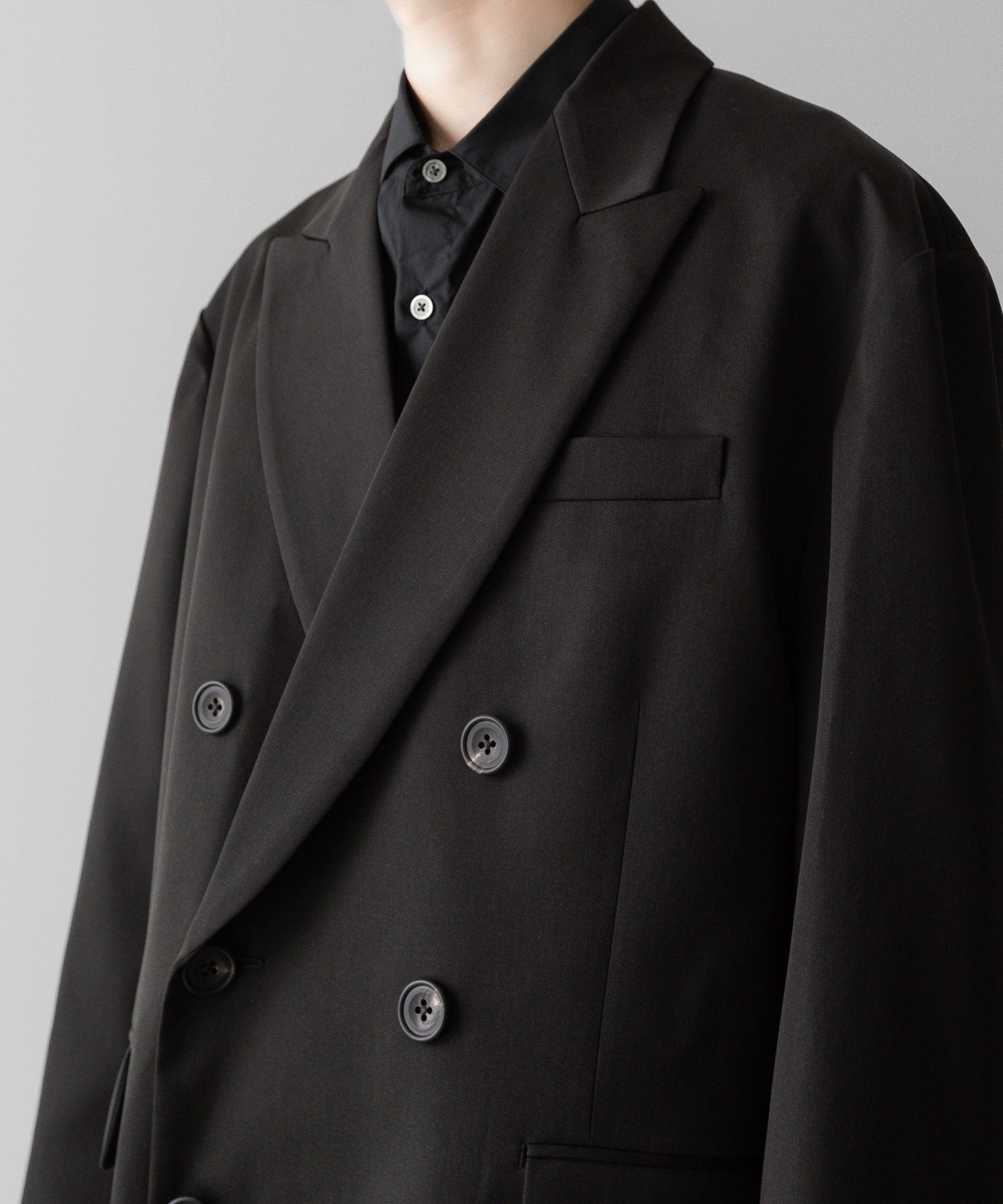 ssstein(シュタイン)の24AWコレクション OVERSIZED DOUBLE BREASTED JACKET - DARK CHARCOAL 公式通販サイトsession福岡セレクトショップ