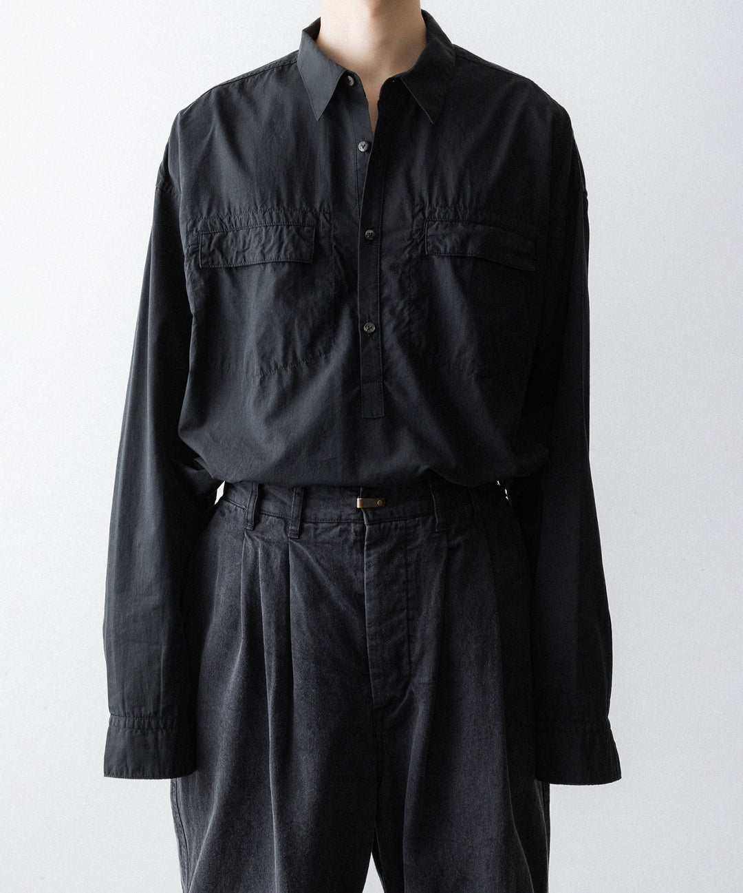 The Viridi-anneザ ヴィリディアンのCO/LY TYPEWRITER PO SHIRTのBLACK公式通販サイトsession福岡セレクトショップ