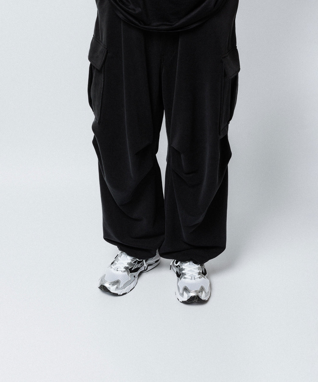 MIZUNO-ミズノのWAVE RIDER 10のWHITE×SILVER×BLACK公式通販サイトsession福岡セレクトショップ