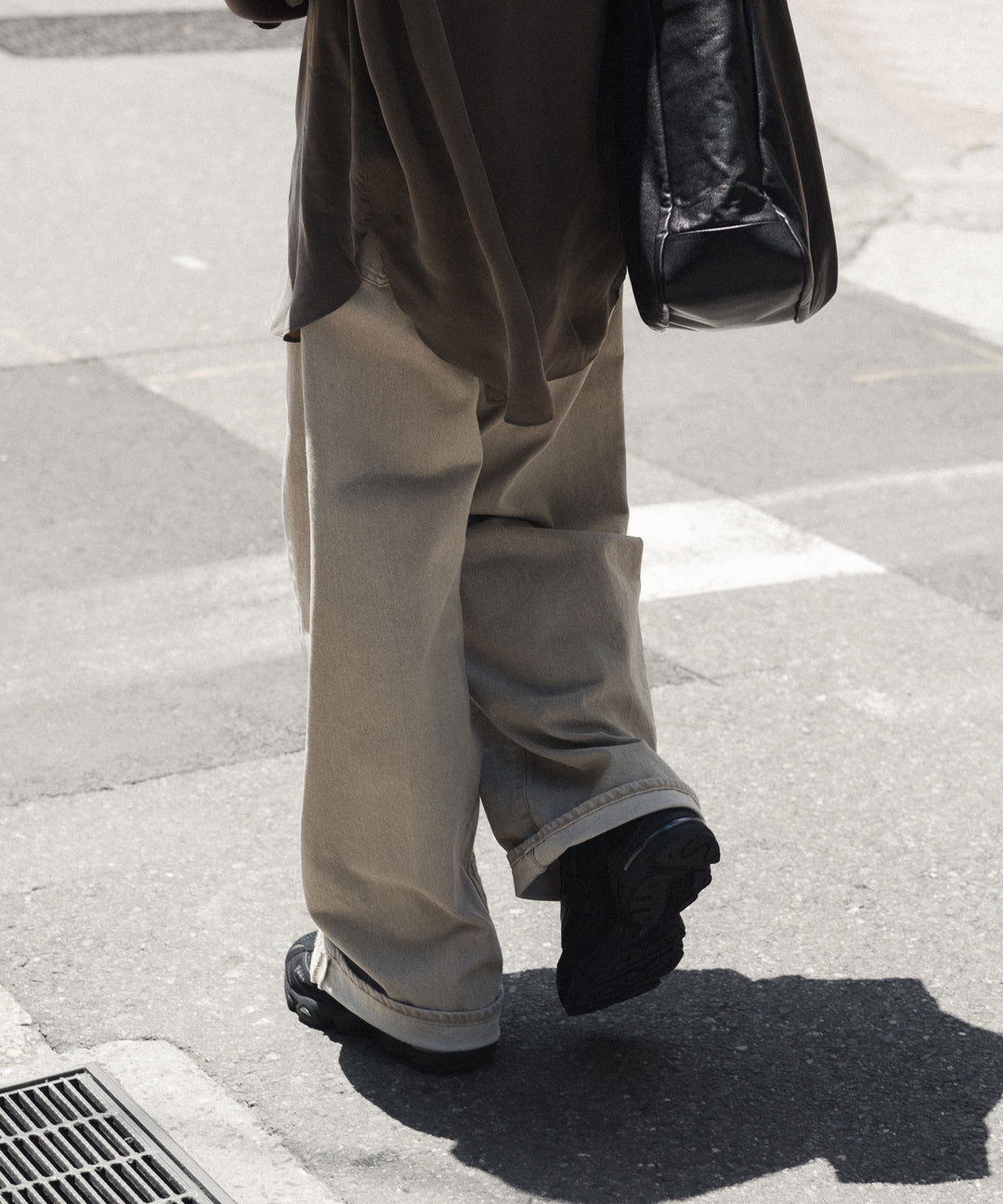 ssstein(シュタイン)の DEFORMATION WIDE COLOR DENIM PANTS - BEIGEの公式通販サイトsession福岡セレクトショップ