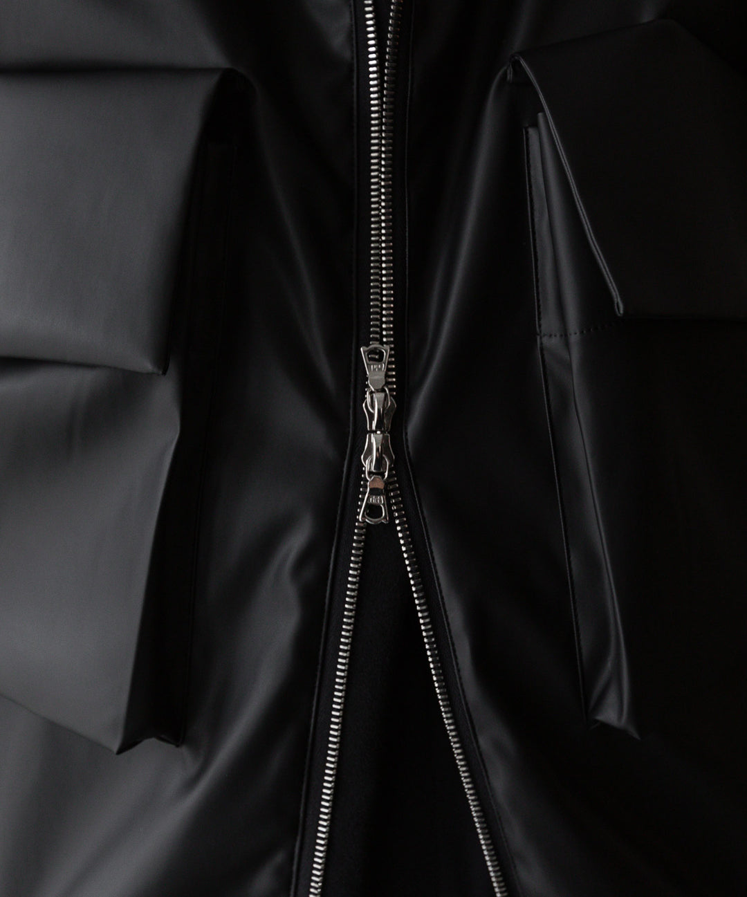 stein(シュタイン)の24SSコレクションHOODED SHORT JACKETのBLACK(CORTING)  代替テキストを編集