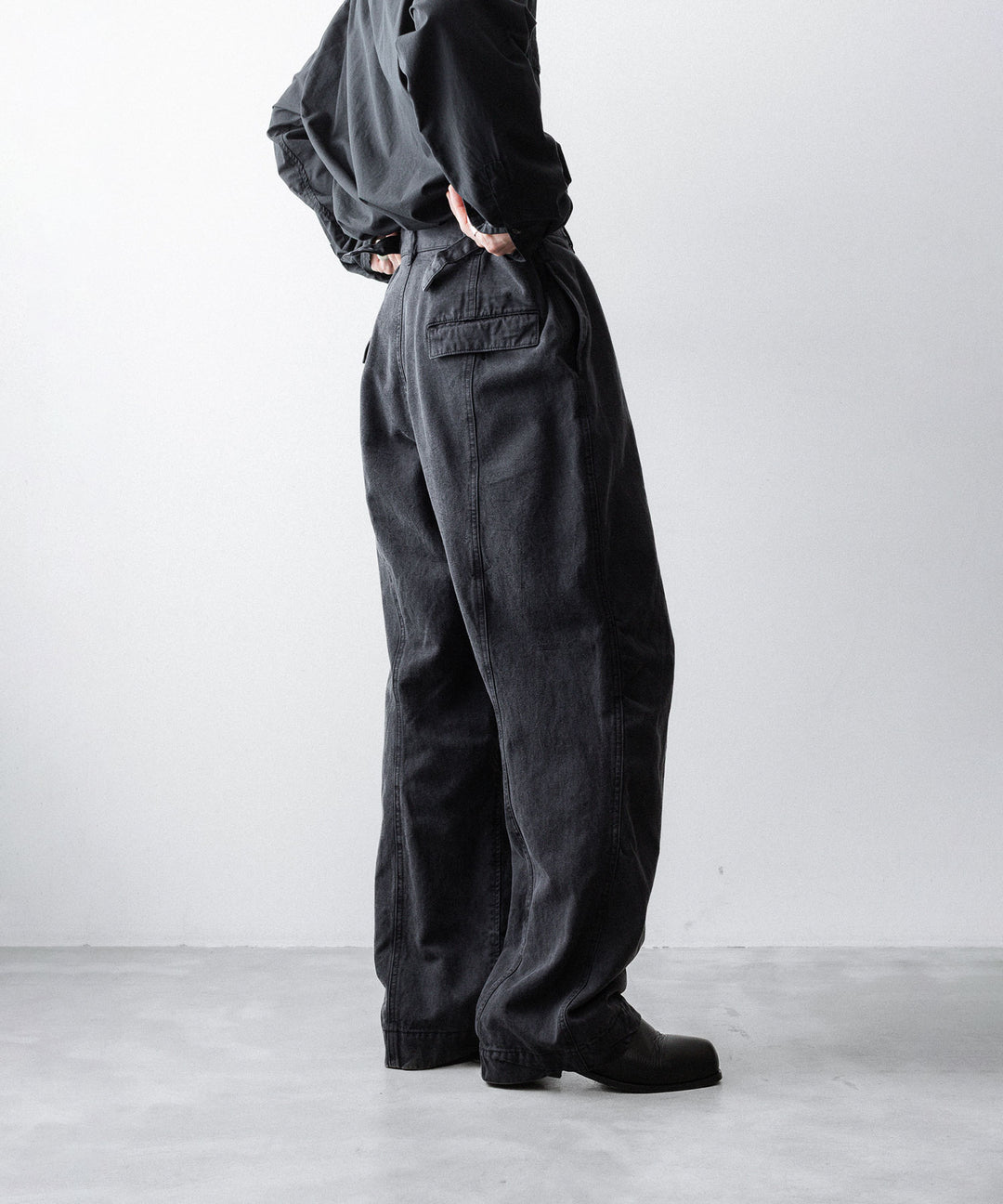 The Viridi-anneザ ヴィリディアンのCO/TE WIDE PANTSのBLACK公式通販サイトsession福岡セレクトショップ