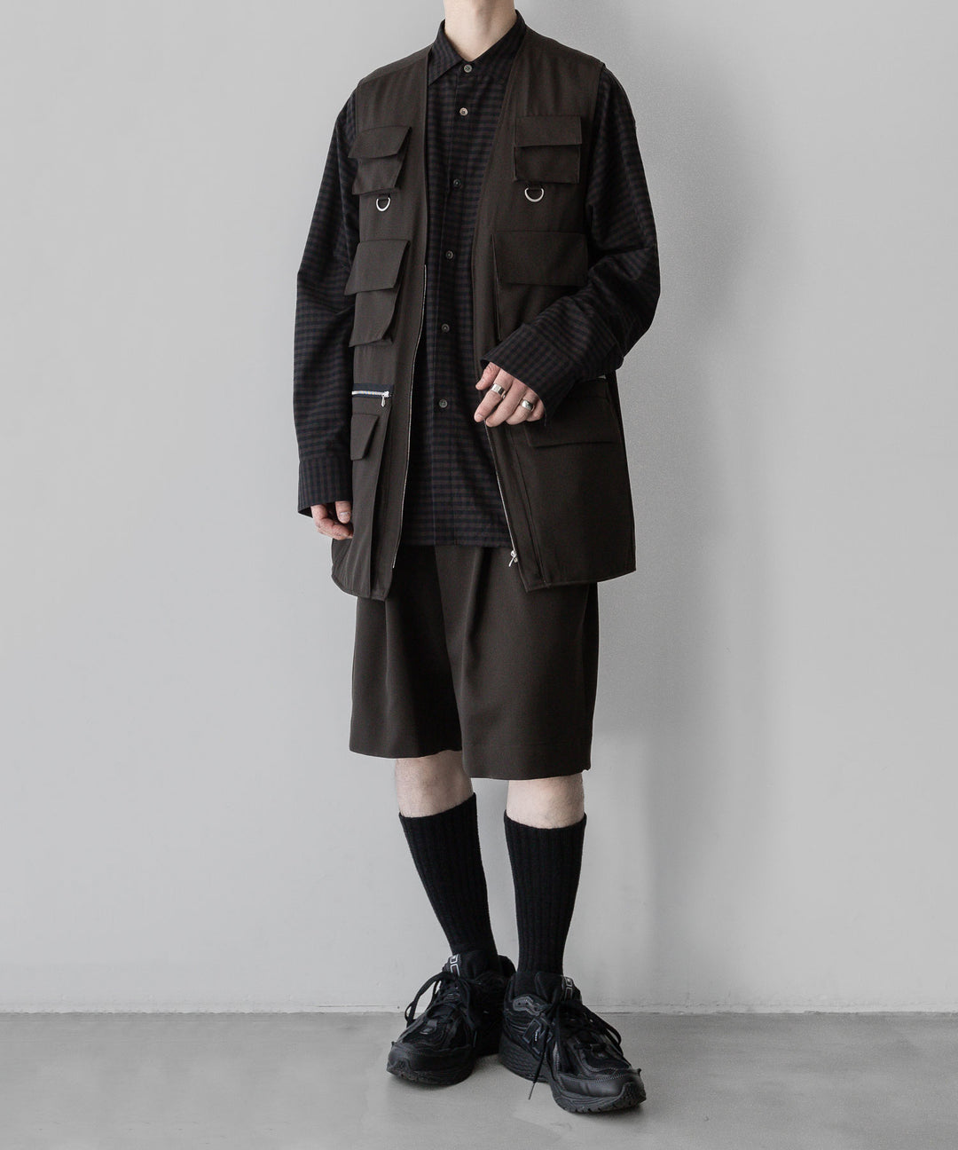 ssstein stein(シュタイン)の24SSコレクションWIDE EASY SHORT TROUSERSのMILITARY KHAKI 公式通販サイトsession福岡セレクトショップ