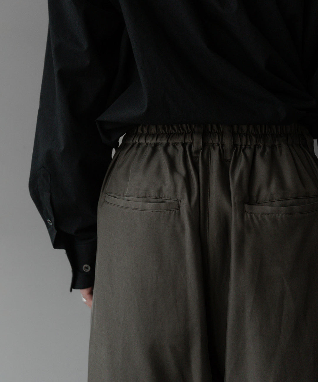 【stein】ssstein シュタインのCUPRO WIDE EAZY TROUSERS - GREY KHAKI公式通販サイトsession福岡セレクトショップ