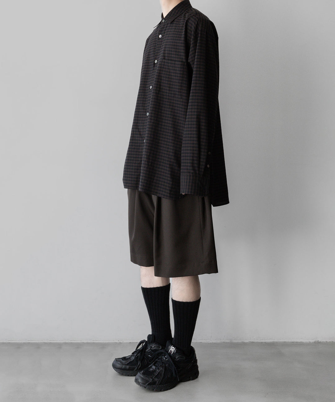 ssstein stein(シュタイン)の24SSコレクションWIDE EASY SHORT TROUSERSのMILITARY KHAKI 公式通販サイトsession福岡セレクトショップ