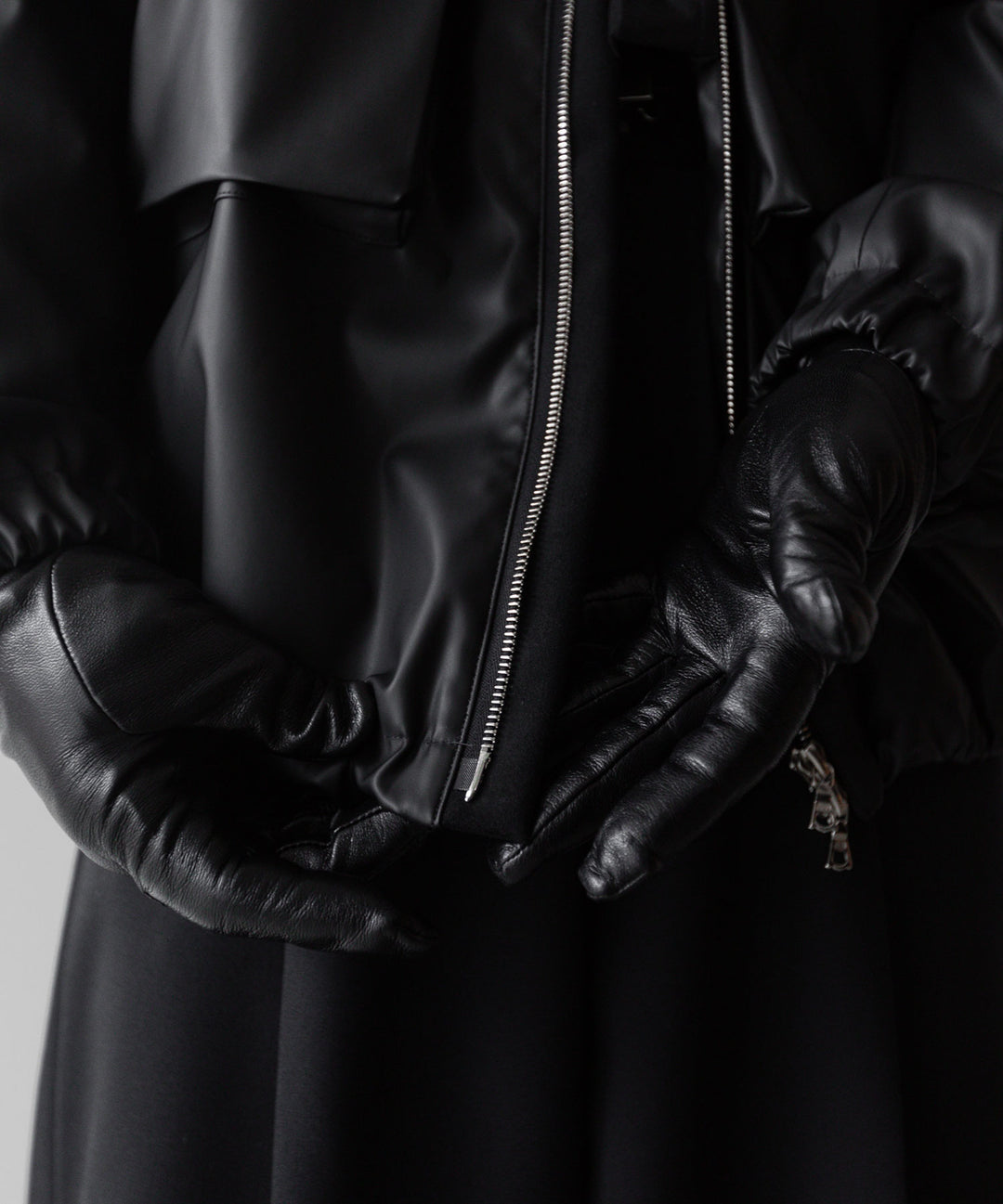 stein(シュタイン)の24SSコレクションHOODED SHORT JACKETのBLACK(CORTING)  代替テキストを編集