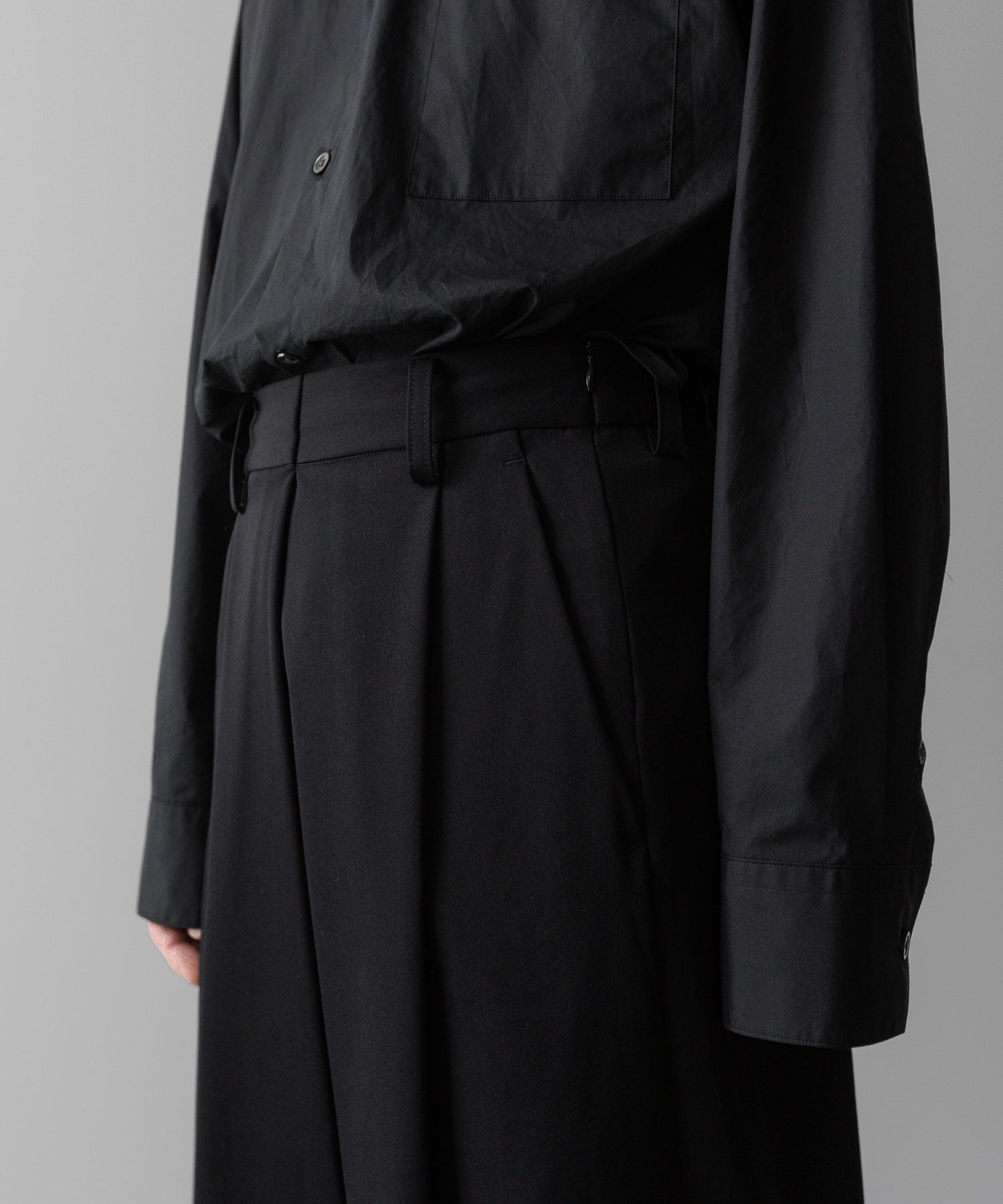 ssstein(シュタイン)の24AWコレクション OVERTUCKED EXTRA WIDE TROUSERS - BLACK 公式通販サイトsession福岡セレクトショップ