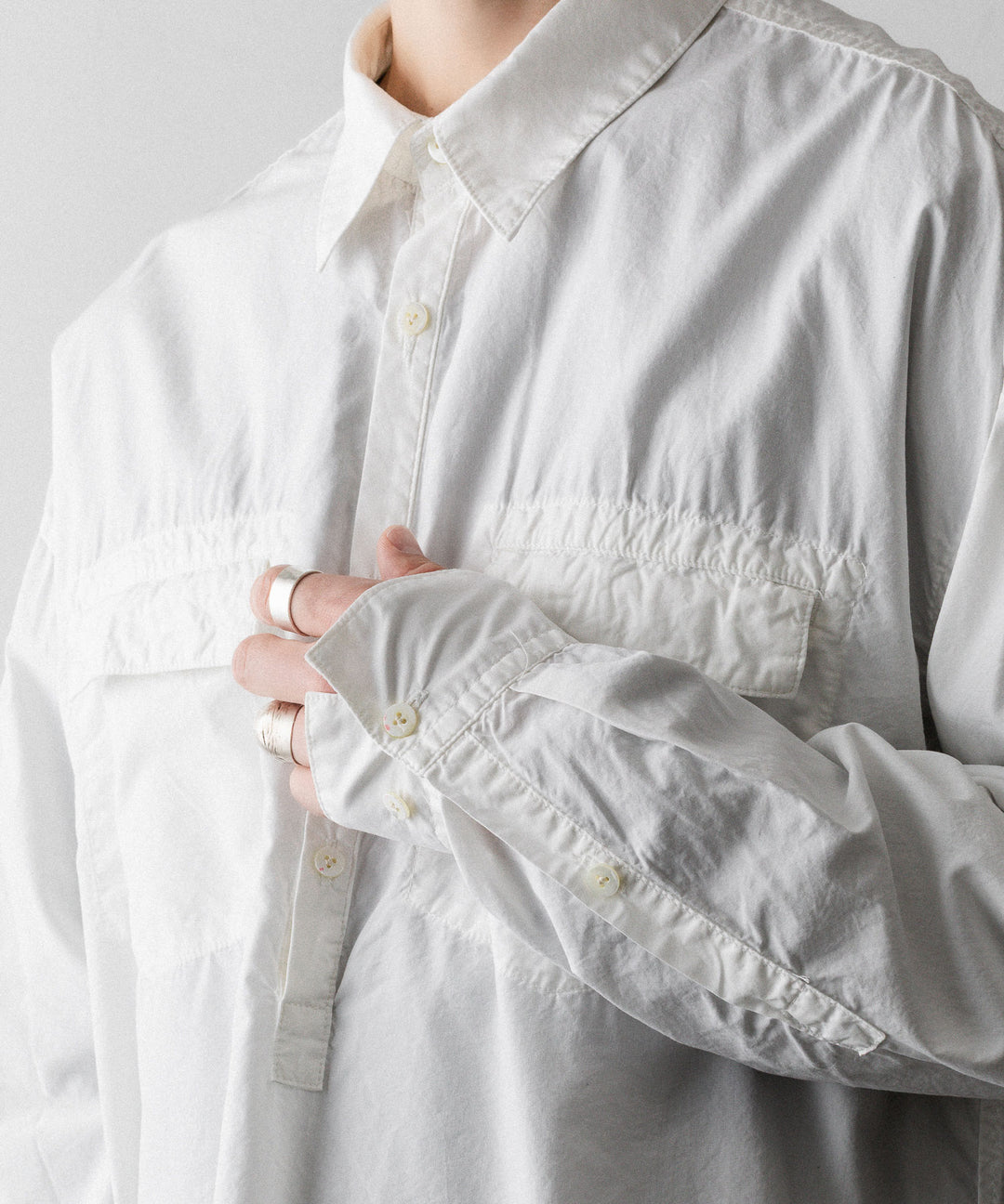 The Viridi-anneザ ヴィリディアンのCO/LY TYPEWRITER PO SHIRTのWHITE 公式通販サイトsession福岡セレクトショップ