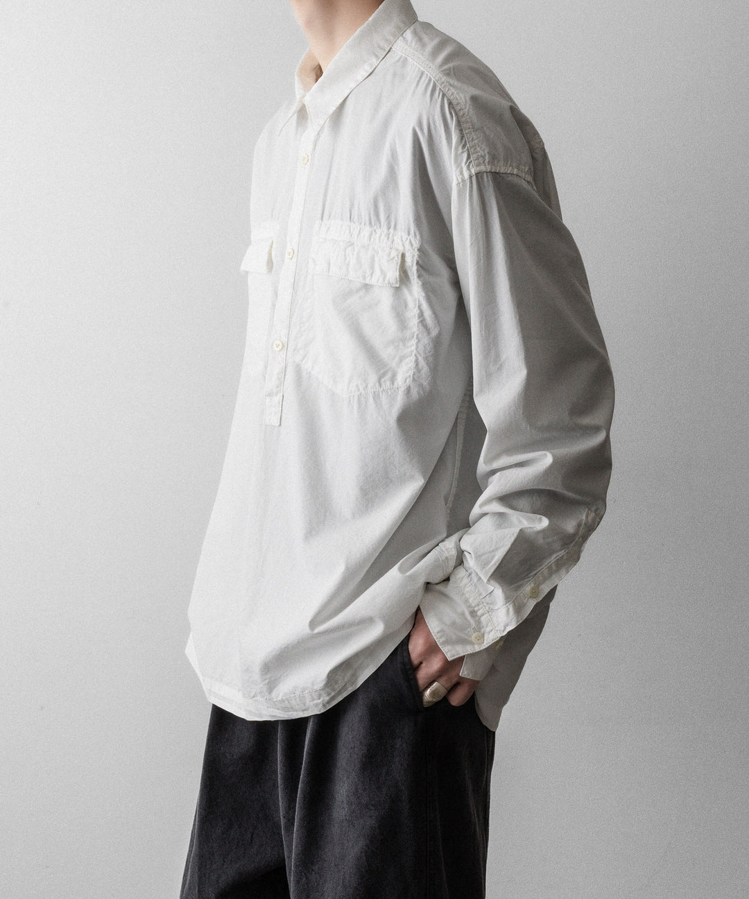 The Viridi-anneザ ヴィリディアンのCO/LY TYPEWRITER PO SHIRTのWHITE 公式通販サイトsession福岡セレクトショップ