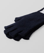 画像をギャラリービューアに読み込む, INTÉRIM(インテリム)のCASHMERE FINGERLESS GLOVES - NAVYの公式通販サイトsession福岡セレクトショップ
