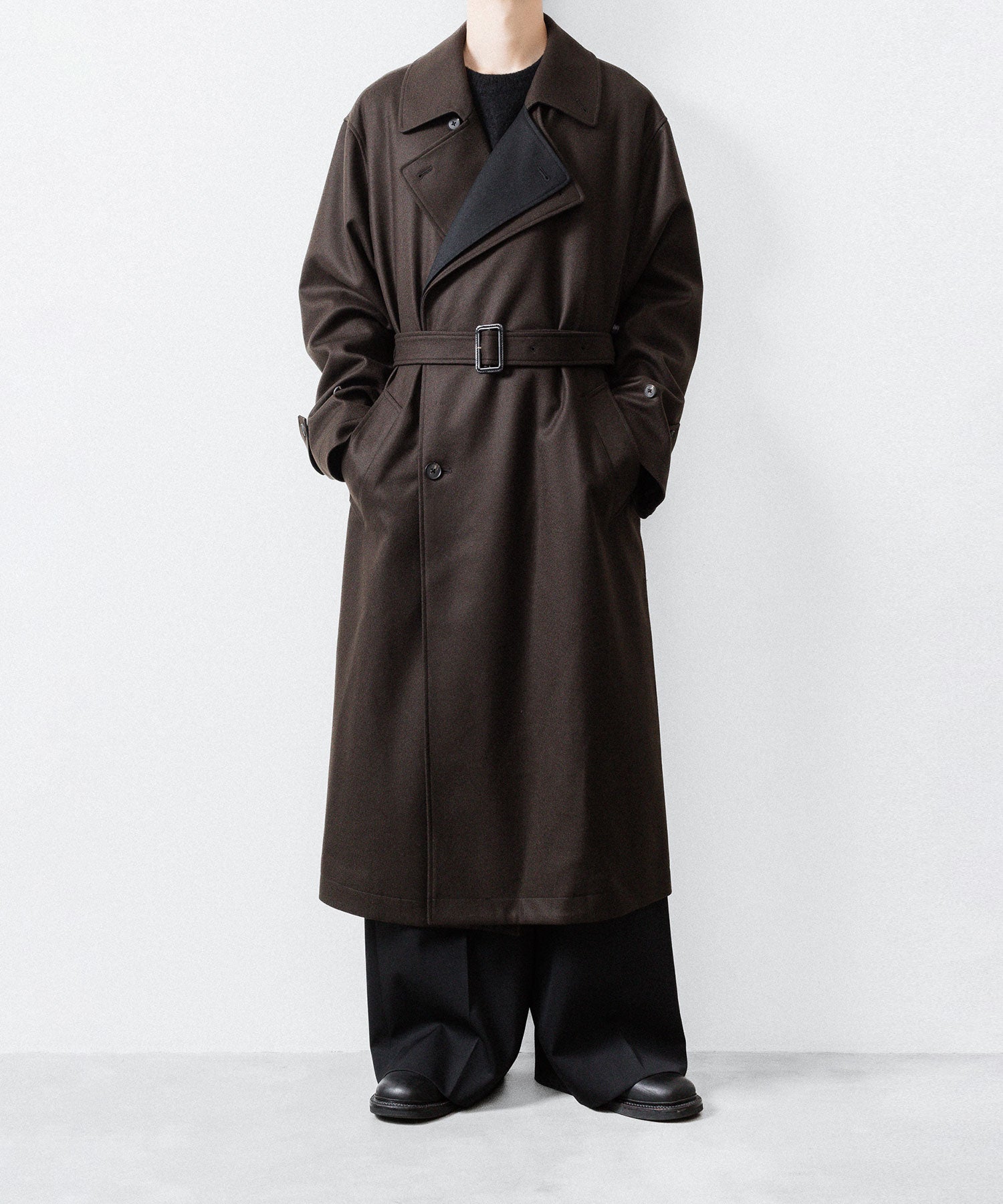 【ssstein】DOUBLE LAPELED DOUBLE BREASTED COAT - GREY BROWN