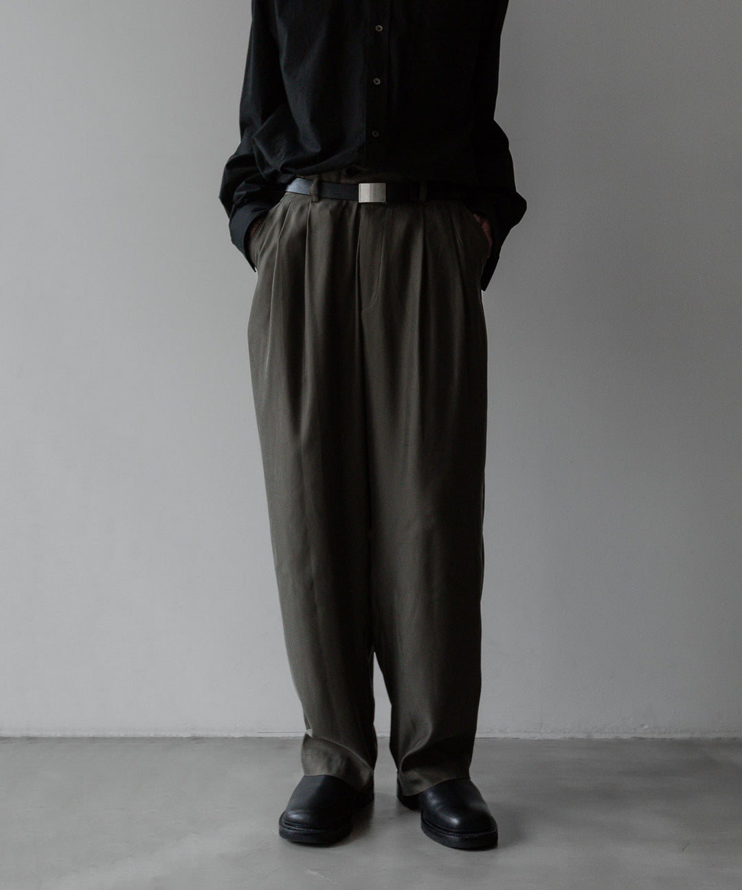 【stein】ssstein シュタインのCUPRO WIDE EAZY TROUSERS - GREY KHAKI公式通販サイトsession福岡セレクトショップ