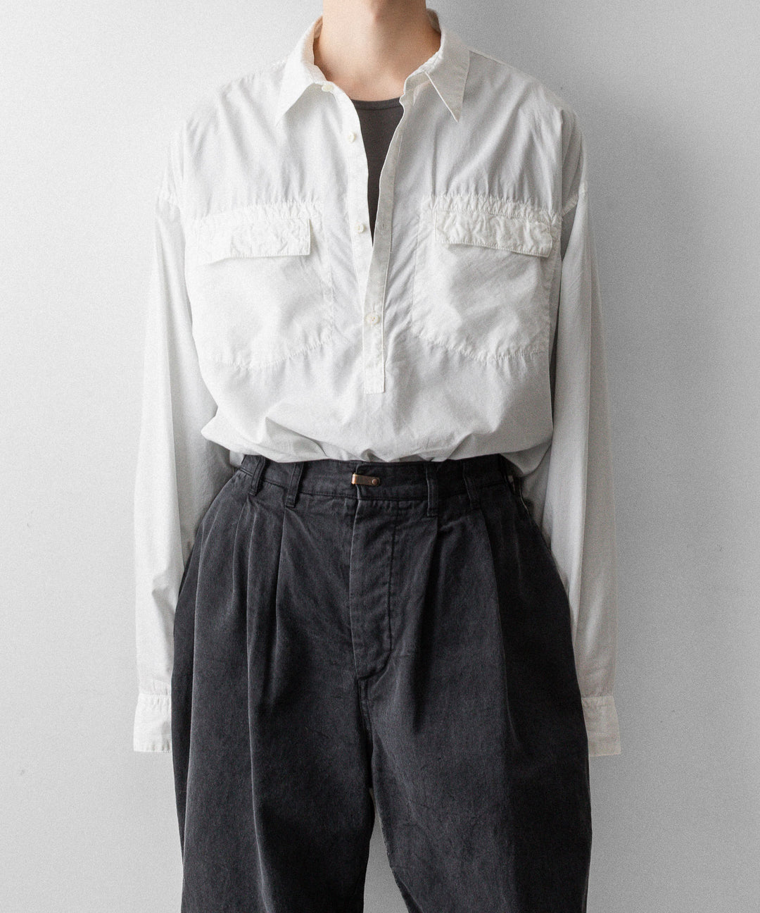 The Viridi-anneザ ヴィリディアンのCO/LY TYPEWRITER PO SHIRTのWHITE 公式通販サイトsession福岡セレクトショップ